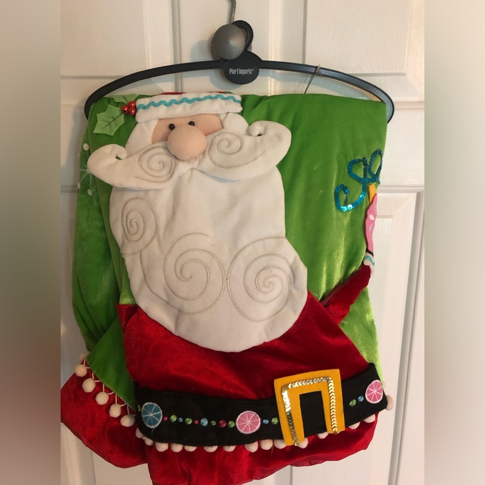 Pier 1 Santa Clause Christmas tree skirt new never used